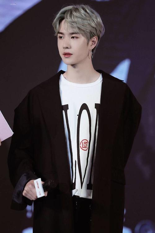 王一博微商爆料视频,明星跨界微商背后的真相 第1张 王一博微商爆料视频,明星跨界微商背后的真相 第1张